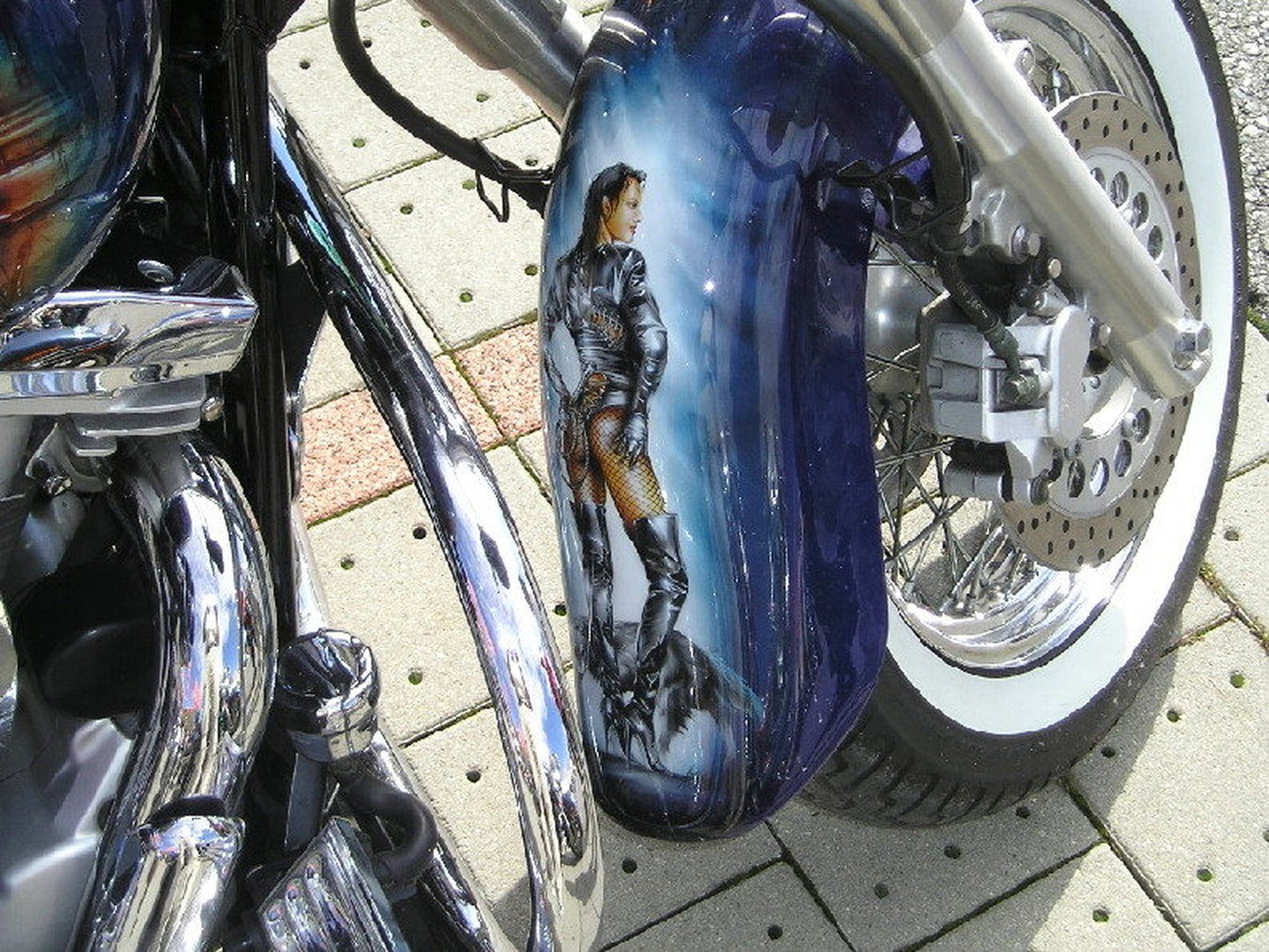 moto shod by dijak roman