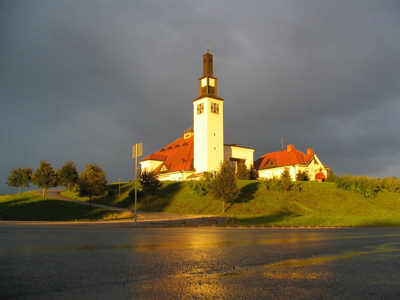 Upanje po dežju by Andrej Pirman