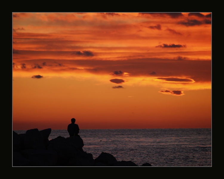 Watching The Sun go down by Fredy Jagodič