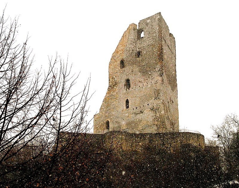 Šaleški stolp by Primož Draksler