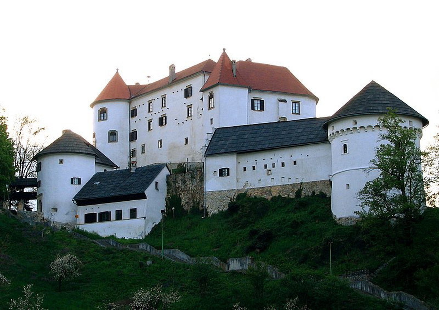 Še enkrat Velenjski grad by Primož Draksler