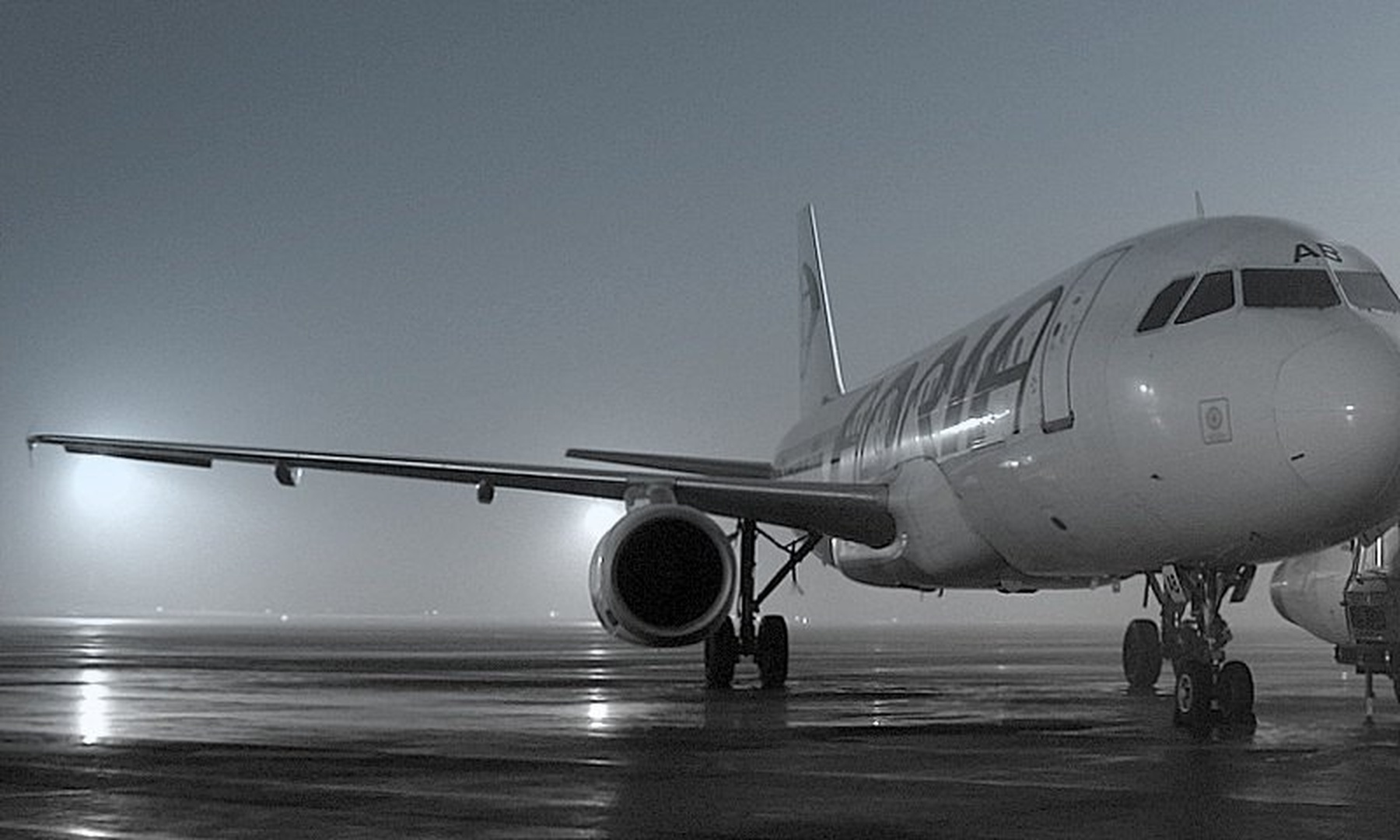 airbus A320 by Dušan Burjek