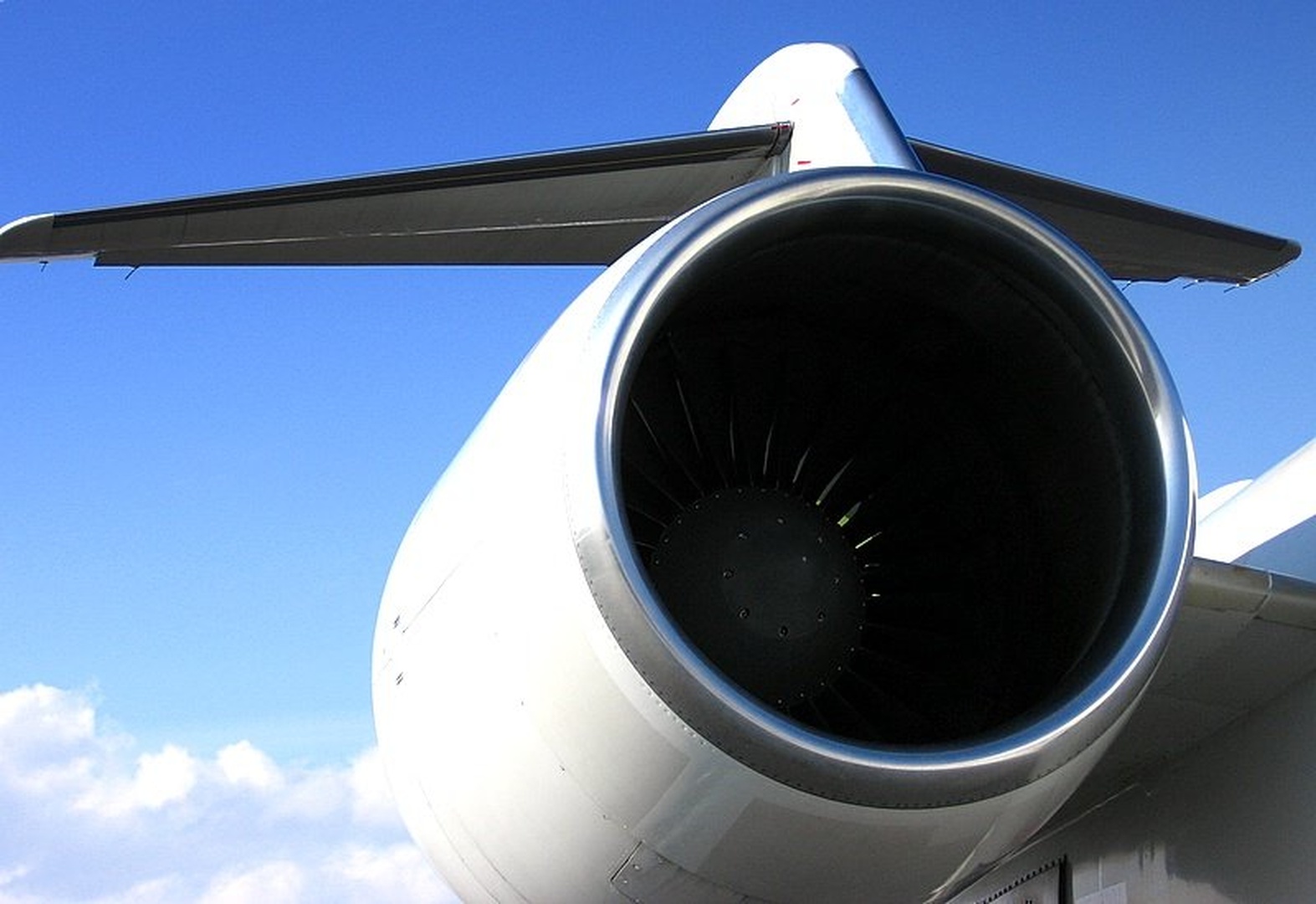 CRJ-engine by Dušan Burjek