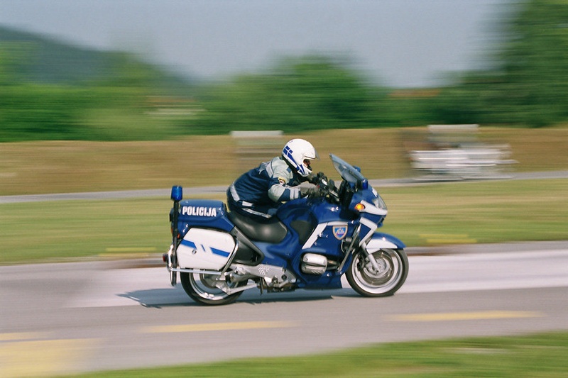 policist motorist by aleksander
