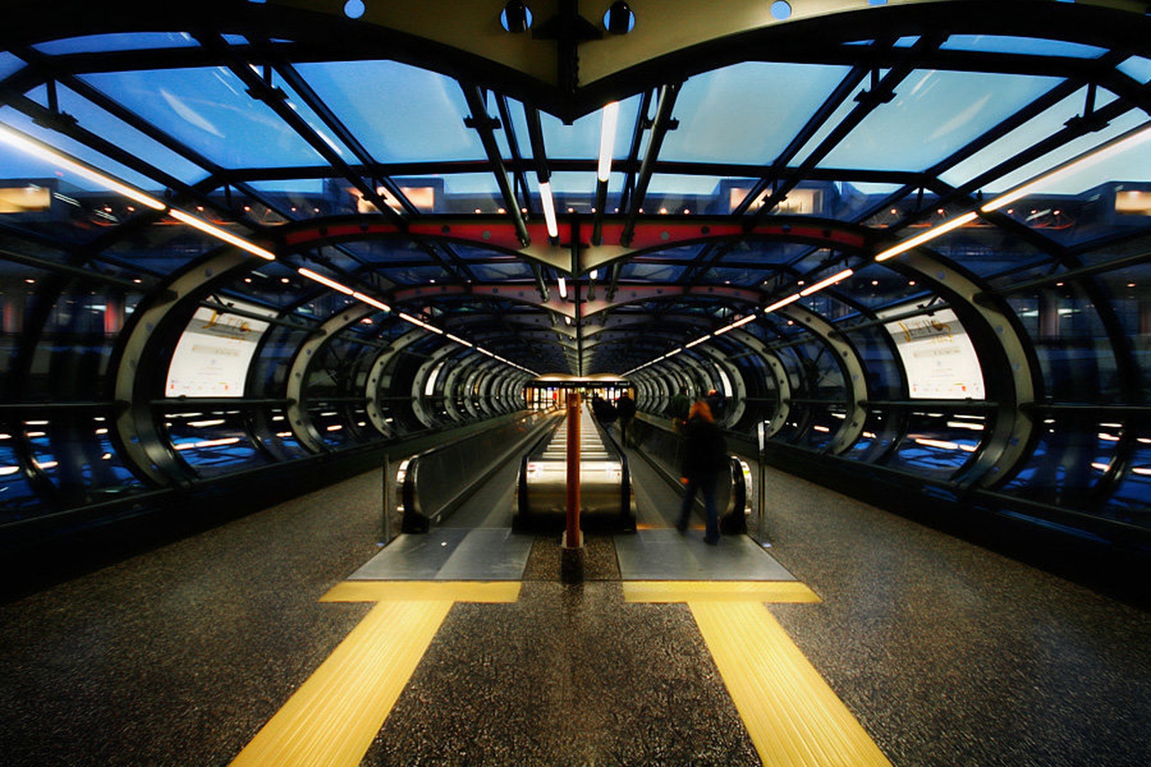 The Thirty-nine Steps by Darko Pavlovic