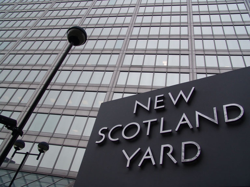New Scotland yard by DuleZ