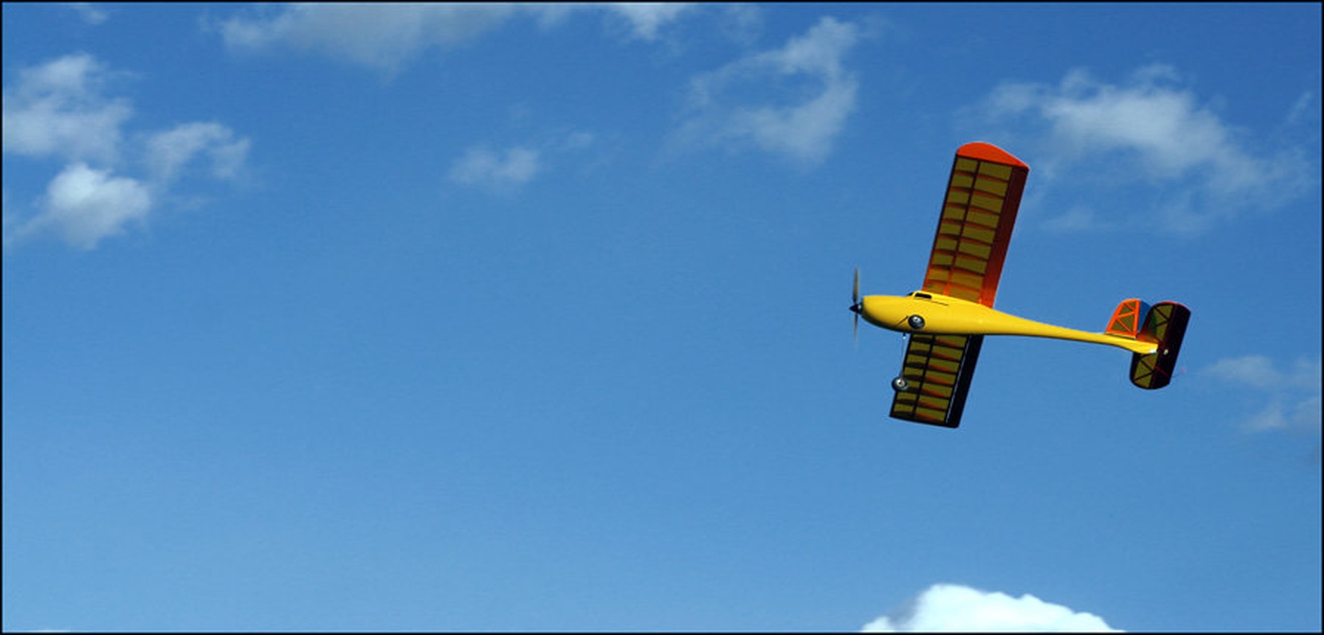 Aviončk by Žiga Šparemblek