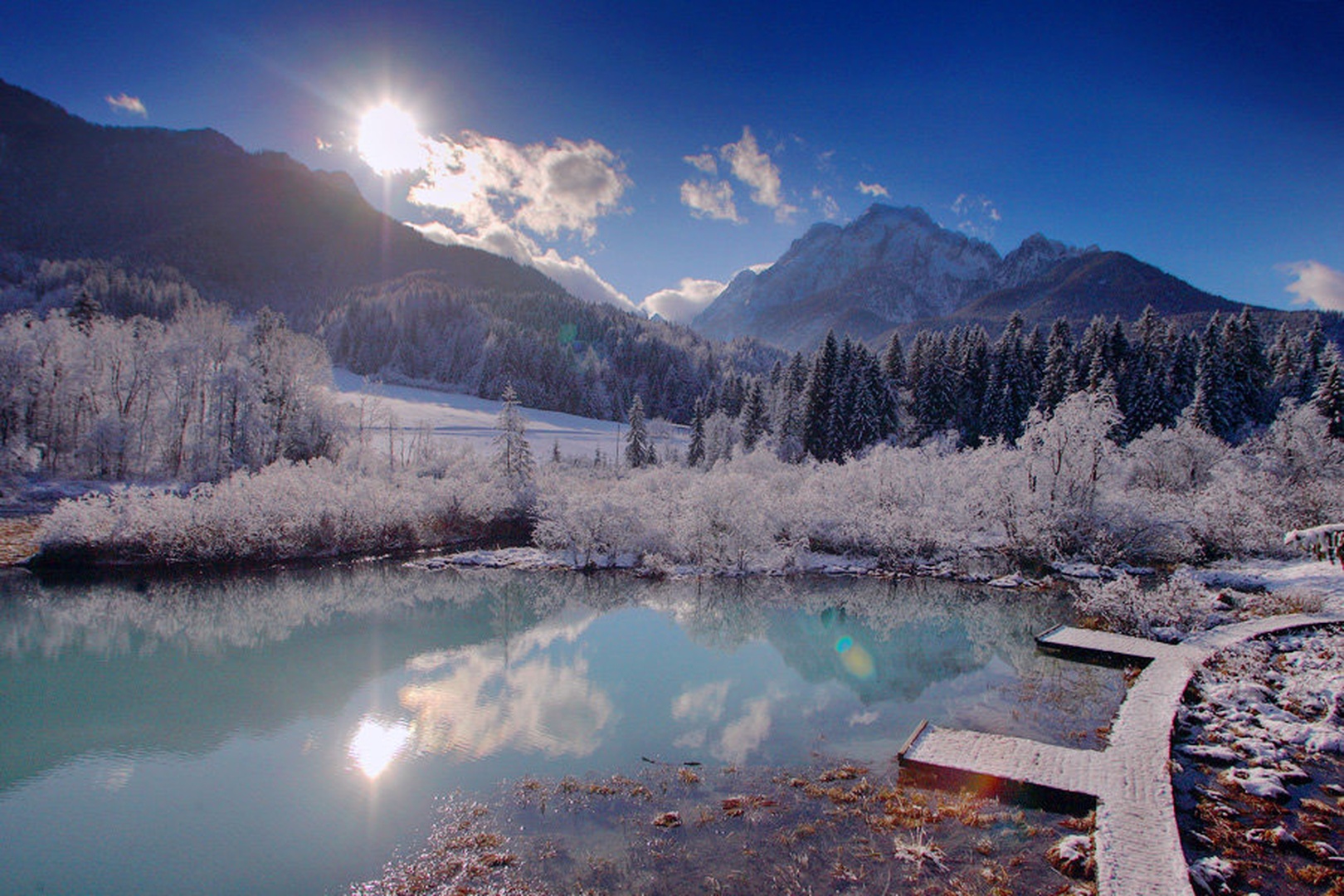 Zelenci by Žiga Šparemblek