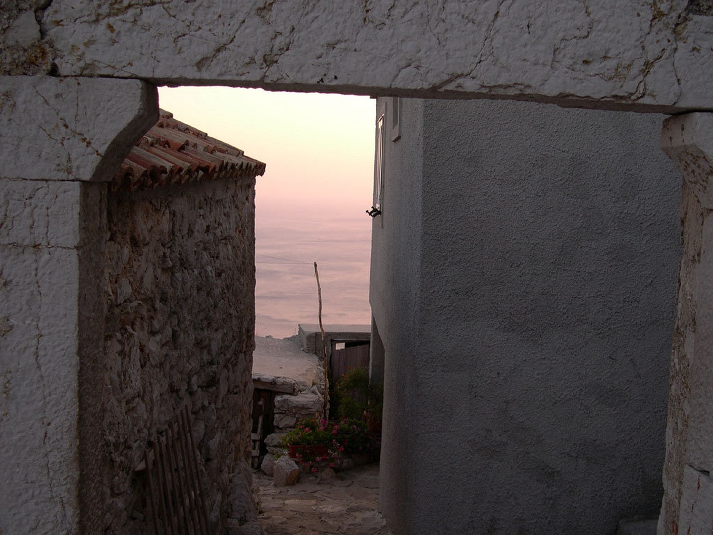 dvorisce z razgledom by