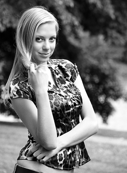b&w maja by pppp