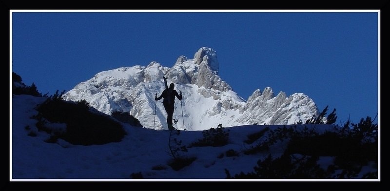osamljeni alpinist by primož šenk