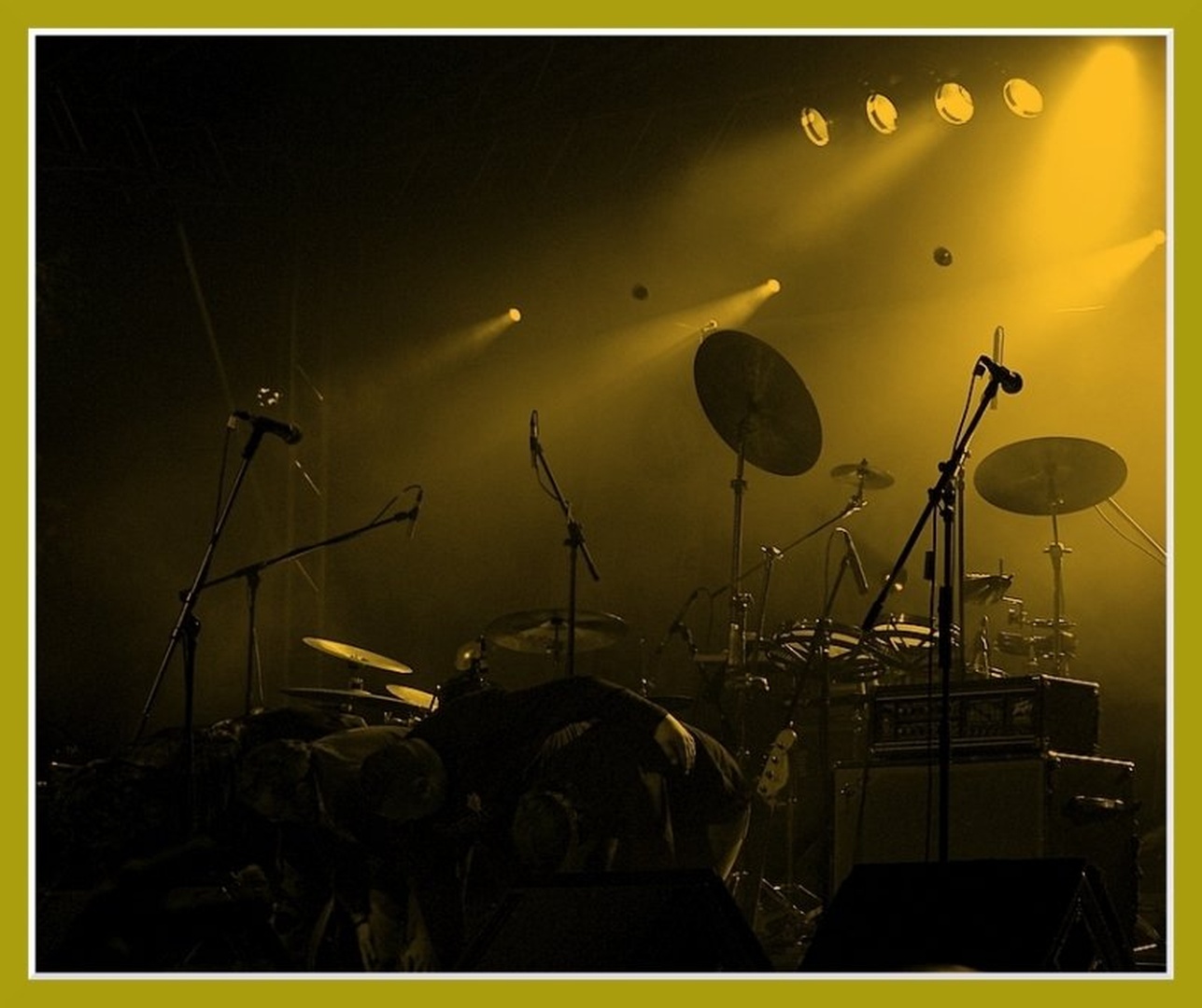 drums in light by primož šenk