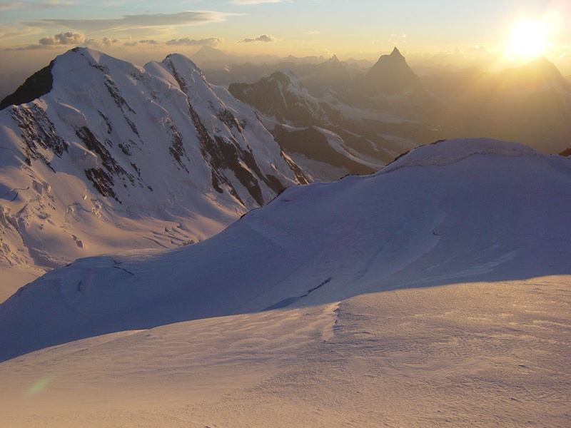 Monte Rosa 2 by Taisha