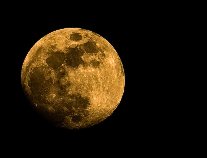 še enkrat.....Luna by Tical