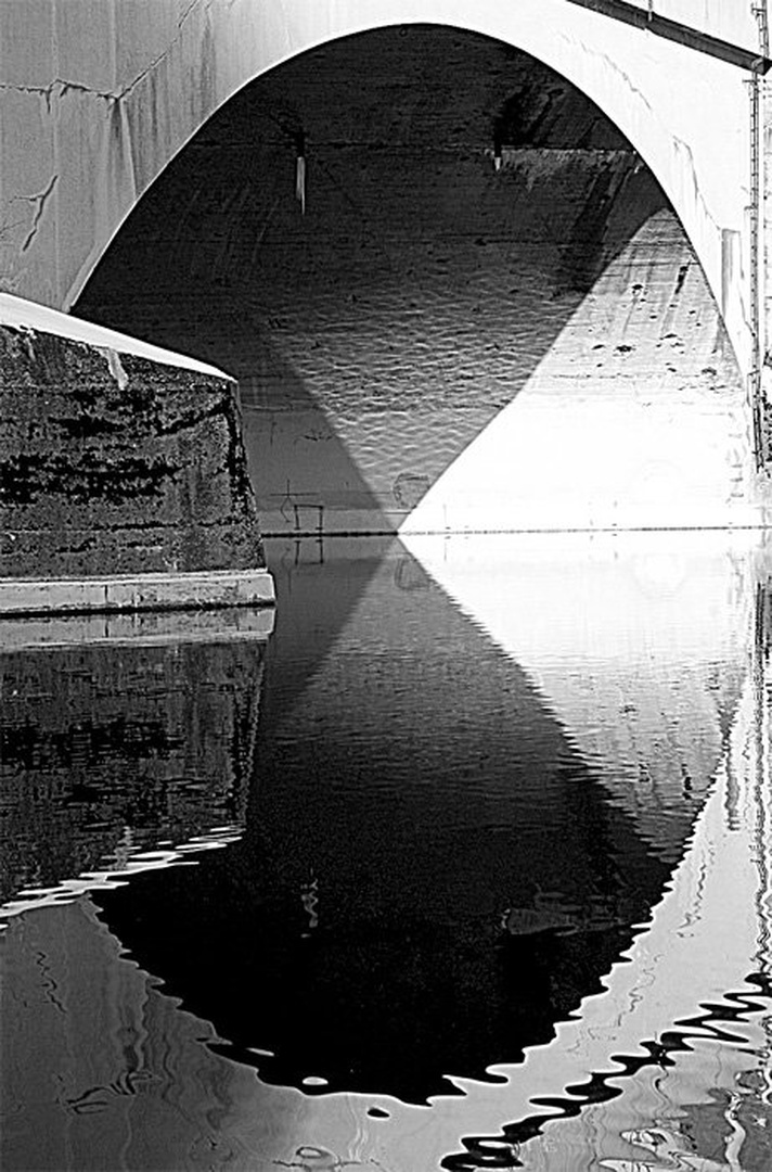 Refleksija by Mitja Vodušek