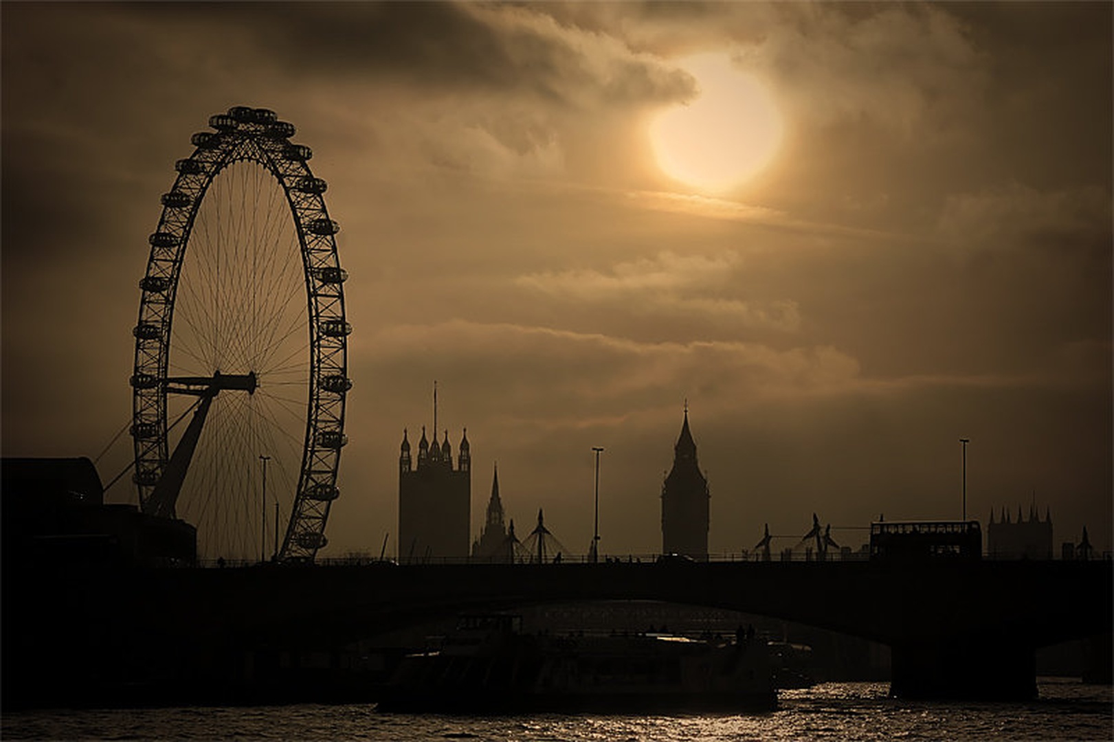 LONDON by Mitja Vodušek