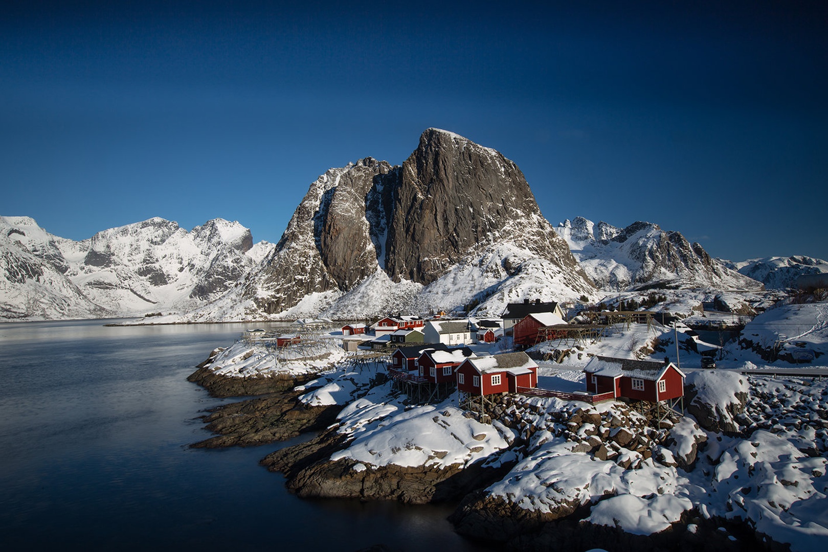 Hamnoy Bridge by planinc