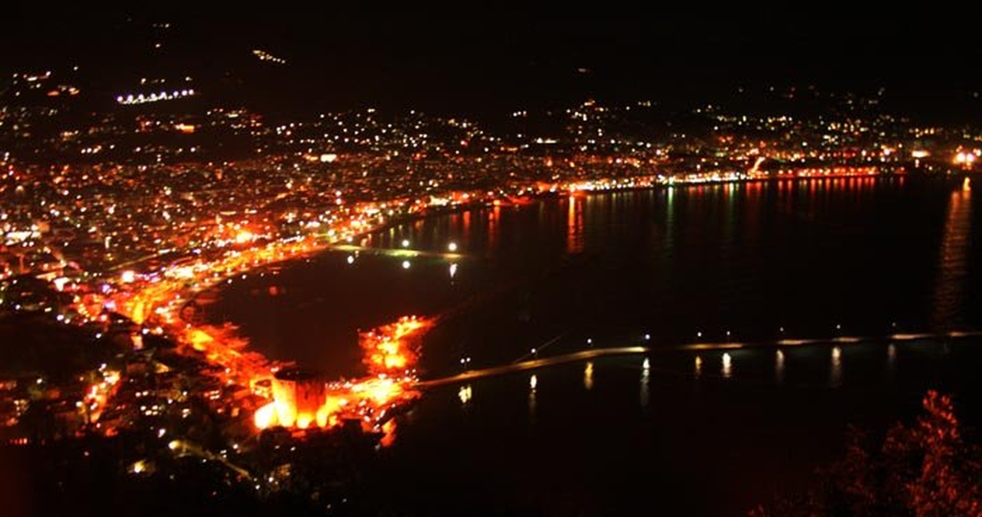 alanya at night by tija