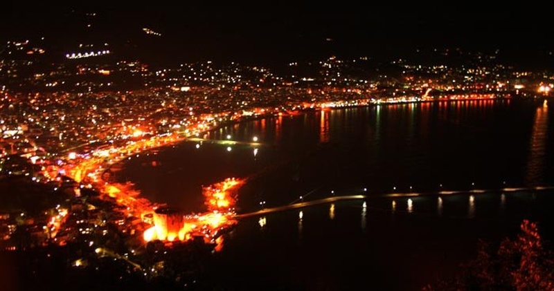 alanya at night by tija