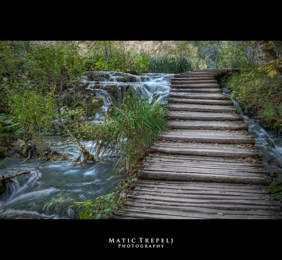 Barvni spomini by Matic Trepelj