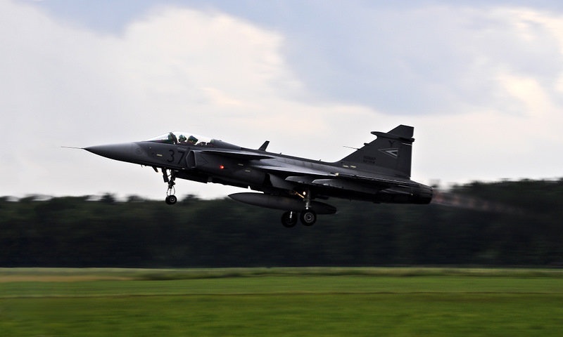 Saab Jas-36 Gripen by Zdenko Frangež