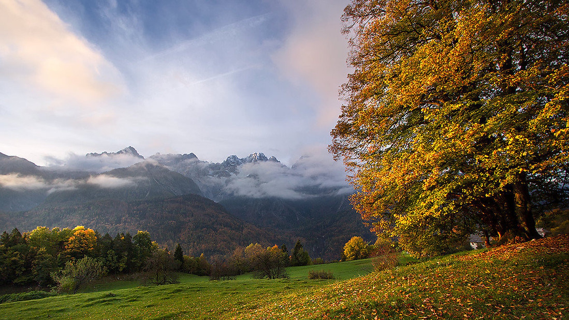 jesenska panorama by stefan