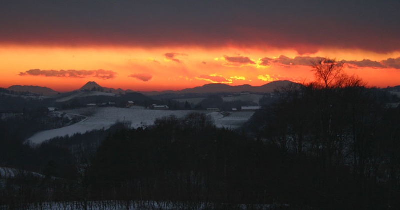 Rdečina neba by Mano´ Kolarič