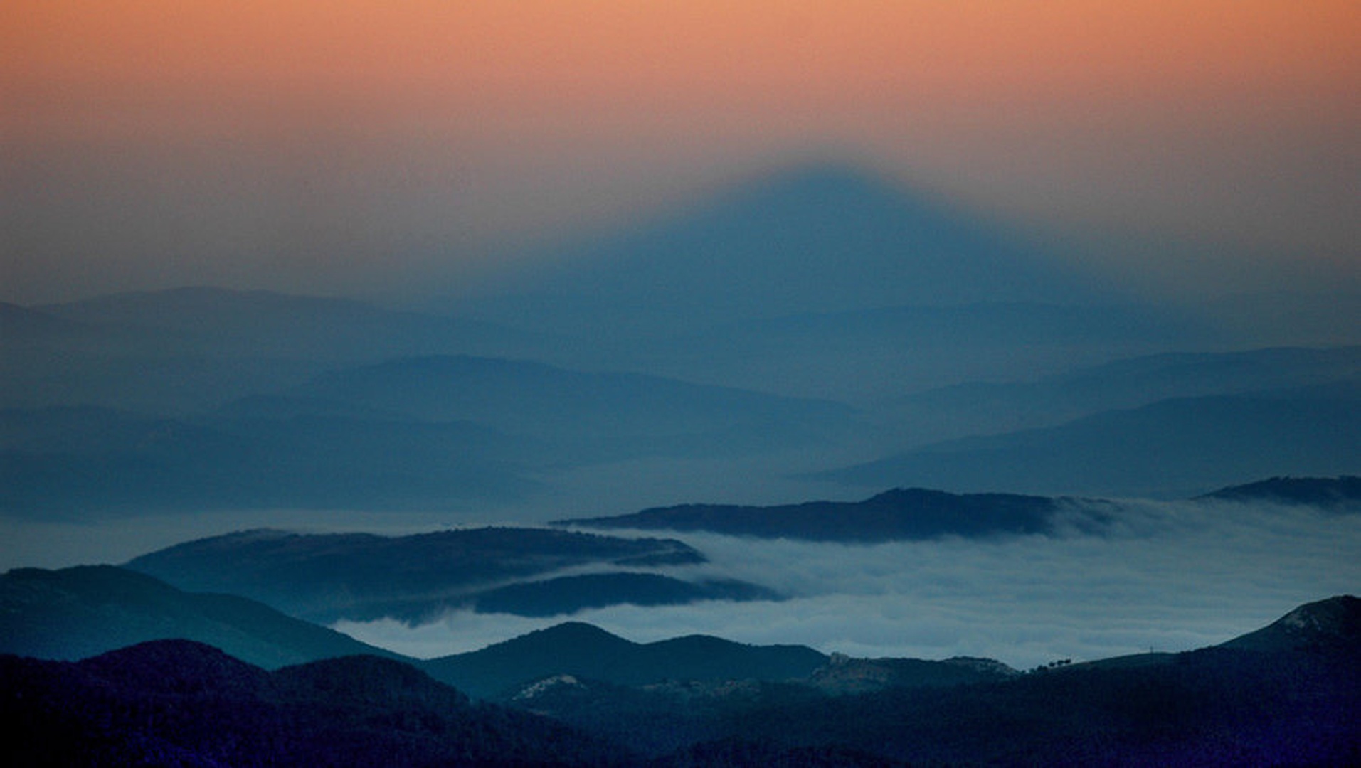 Mogočnost jutra by
