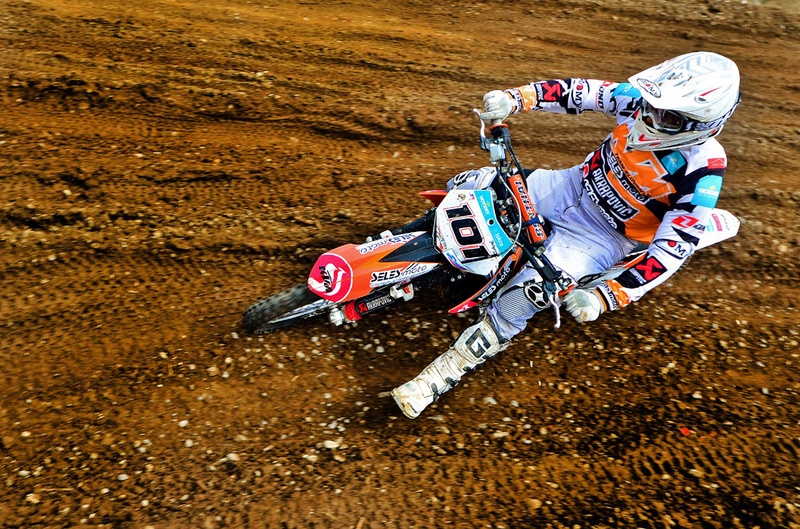 *101* by fisheye