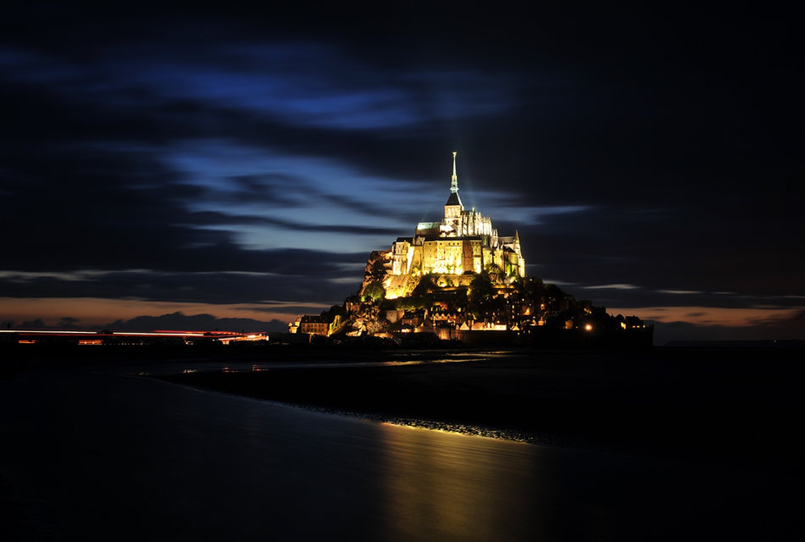 Mont Saint Michele by blaž ocvirk