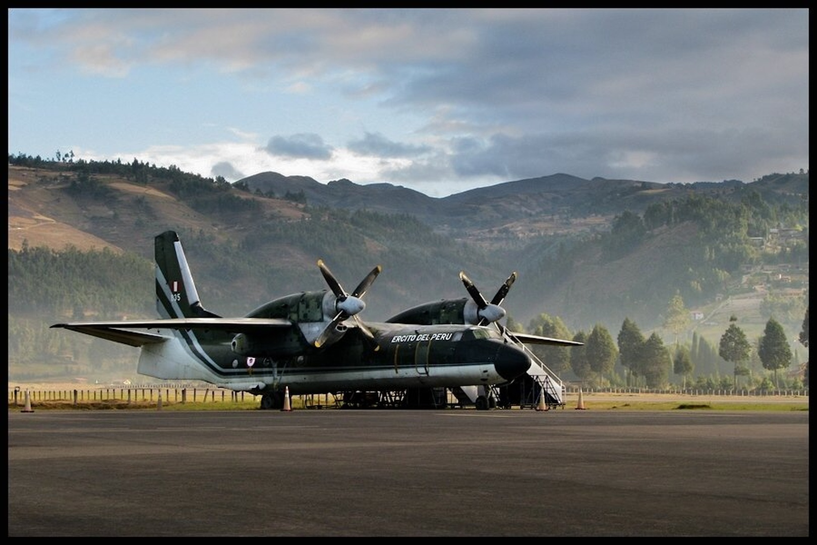 jutro na aerodromu by Martin K