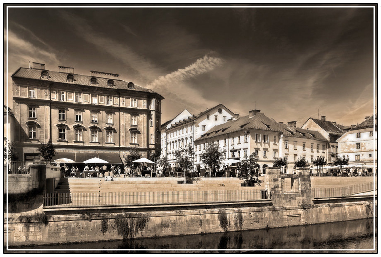 Ljubljana by Echo/ Matej Jezernik