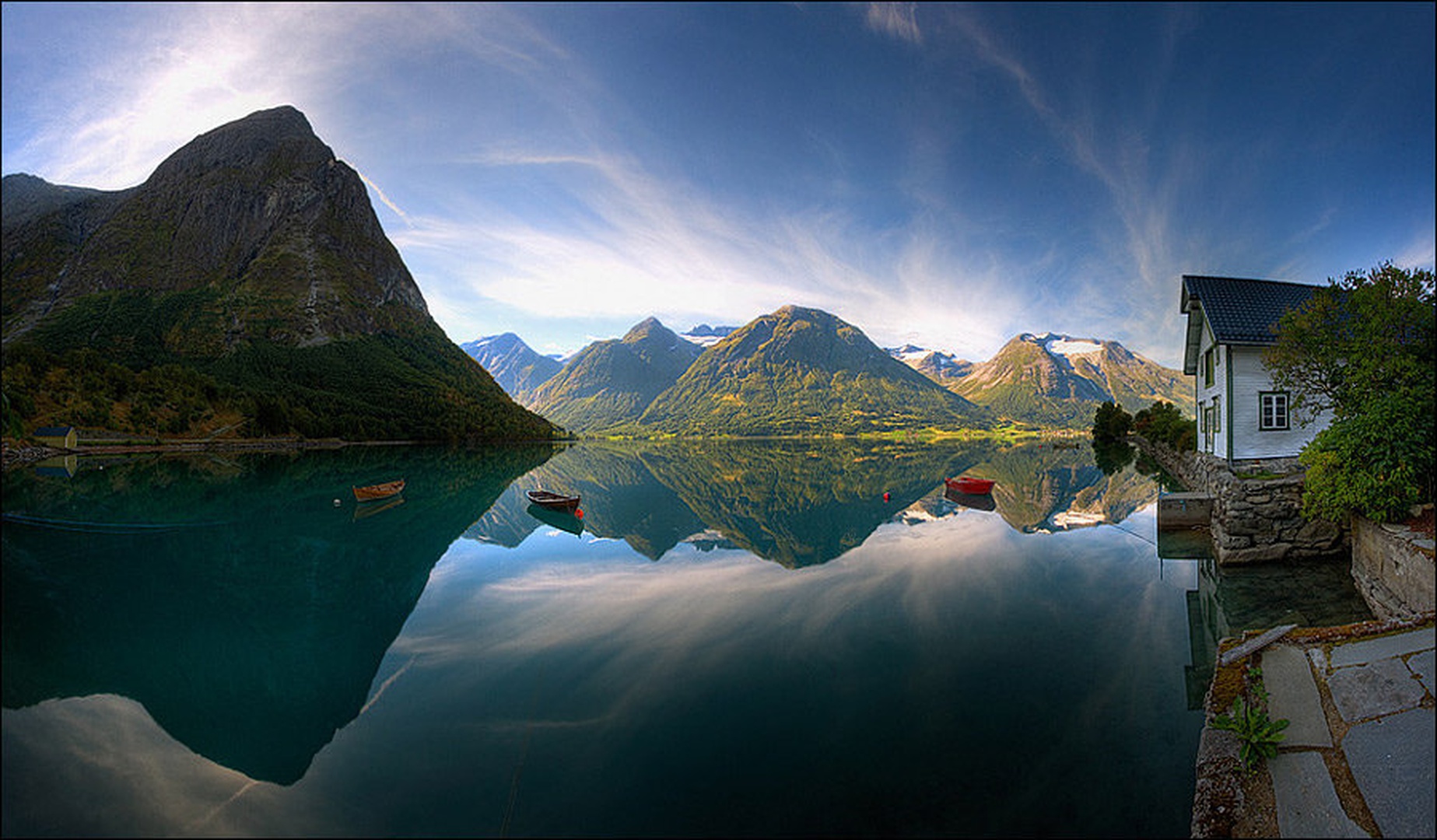 Norway by Maciek Duczynski