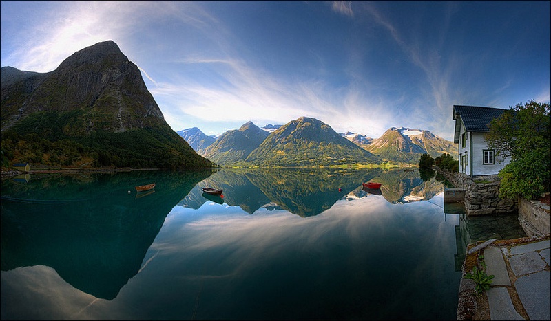 Norway by Maciek Duczynski