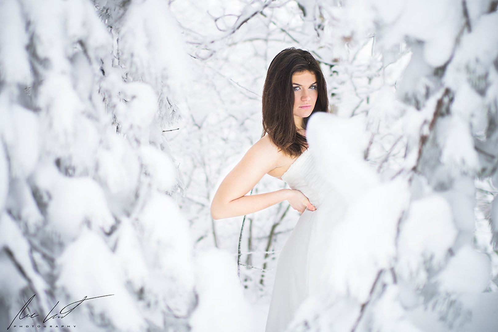 Winter hotnesS by Nejc Lampret