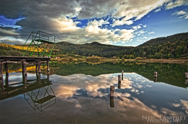 Podpeško jezero by Nejc Lampret