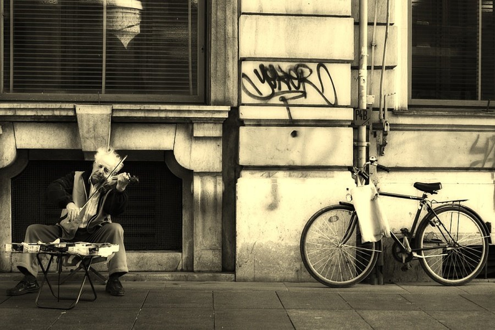 The sound of violin by Tomislav Može