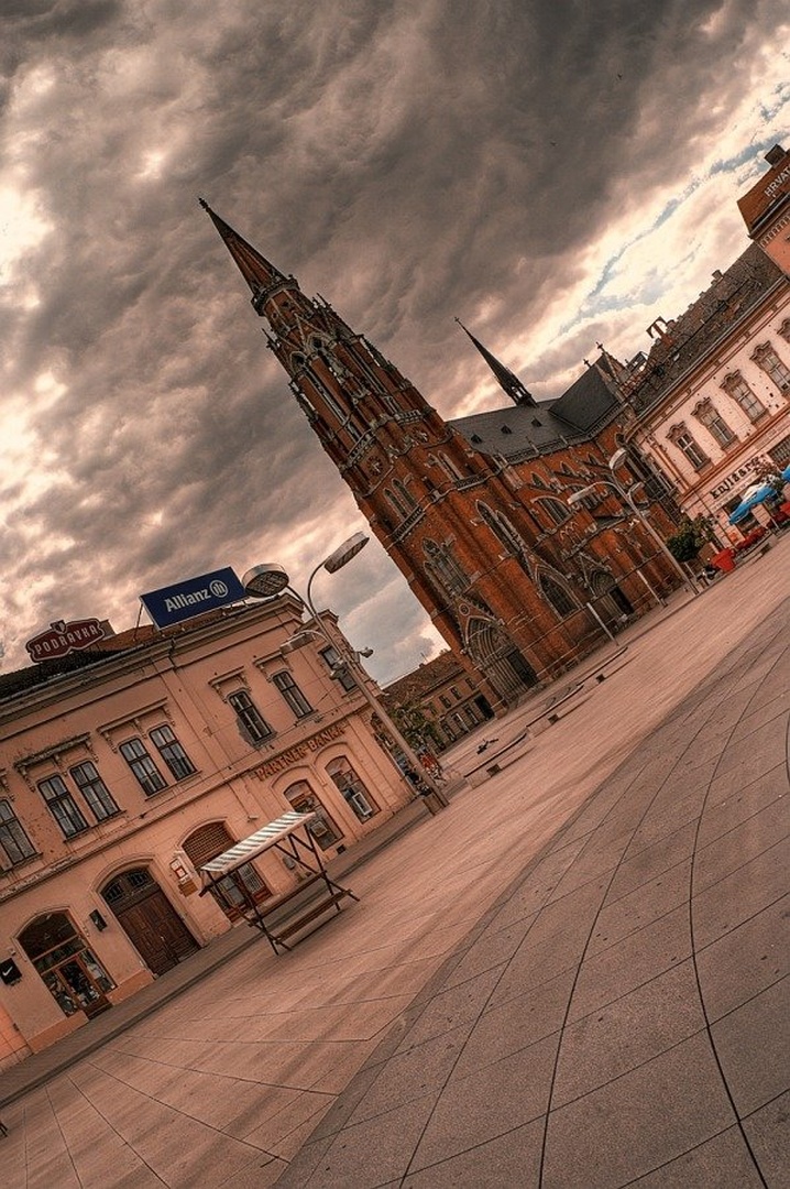 Osijek by Tomislav Može