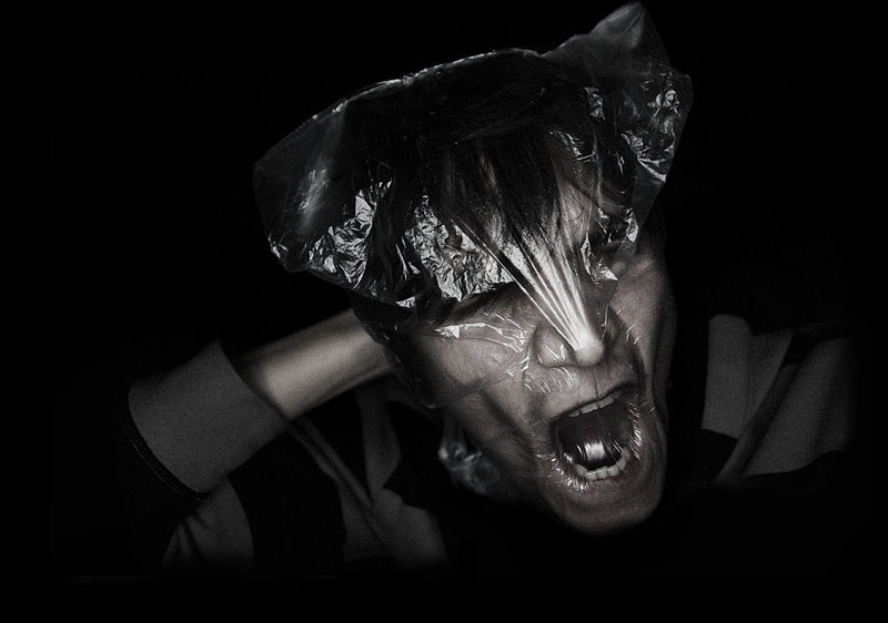 Selfstrangulation by Jernej Lasič