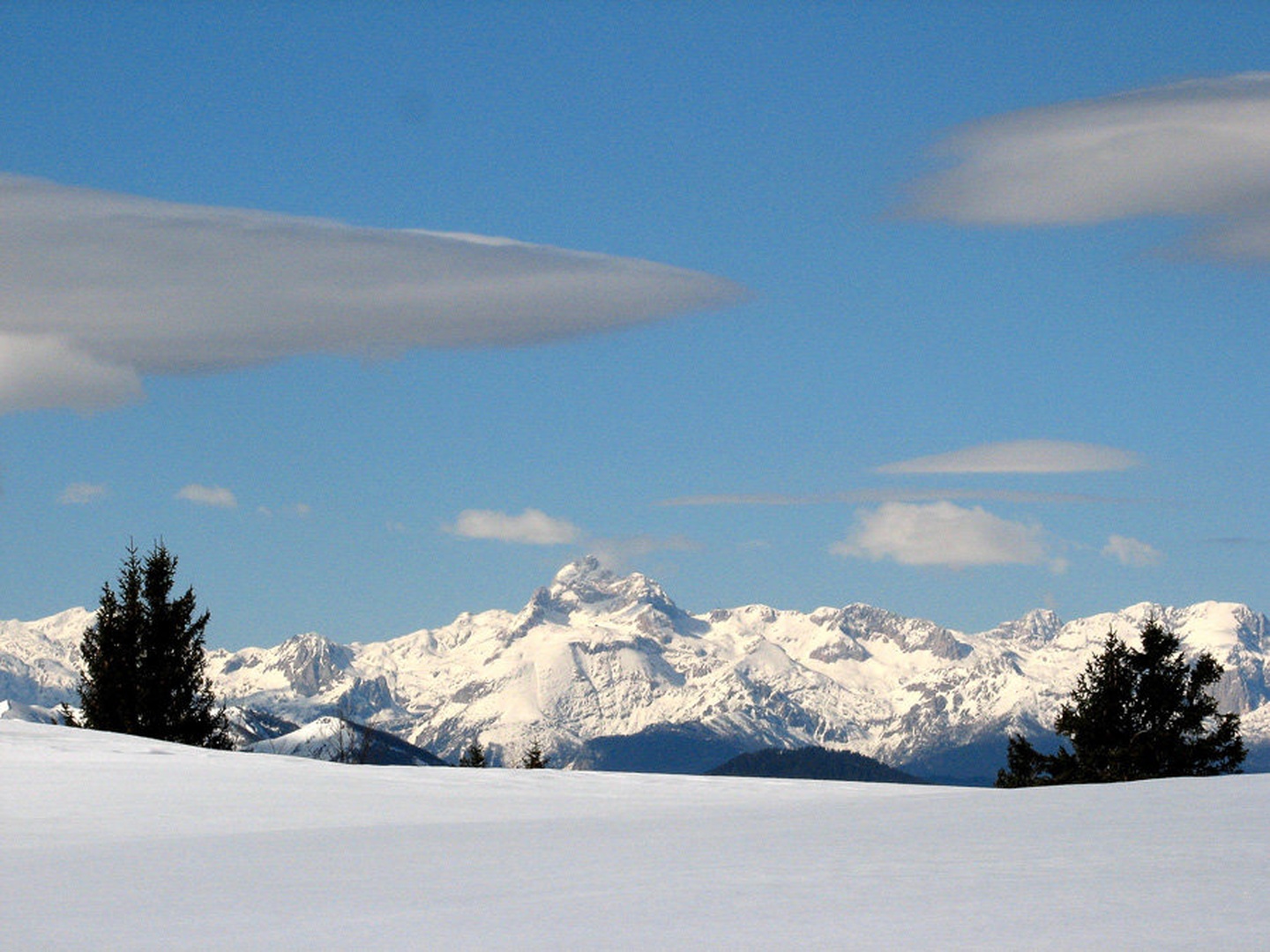 Triglav spod Blegoša by Jernej Zupančič