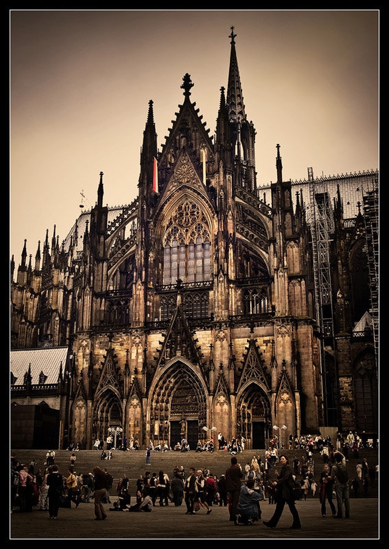 Kölner Dom III. by Aleš Komovec