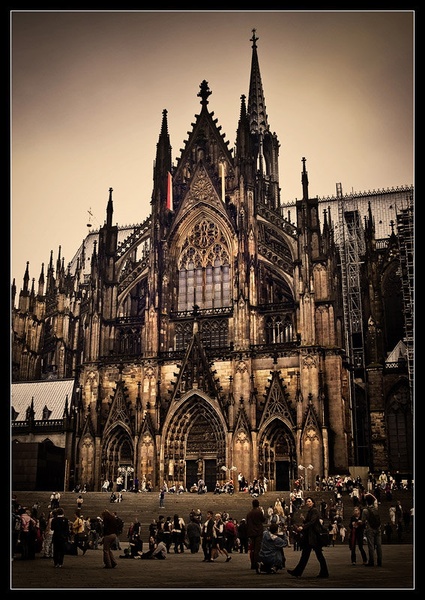 Kölner Dom III. by Aleš Komovec
