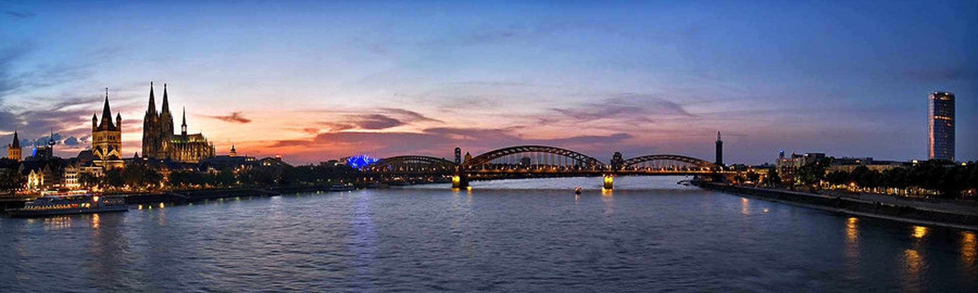 Köln II. by Aleš Komovec