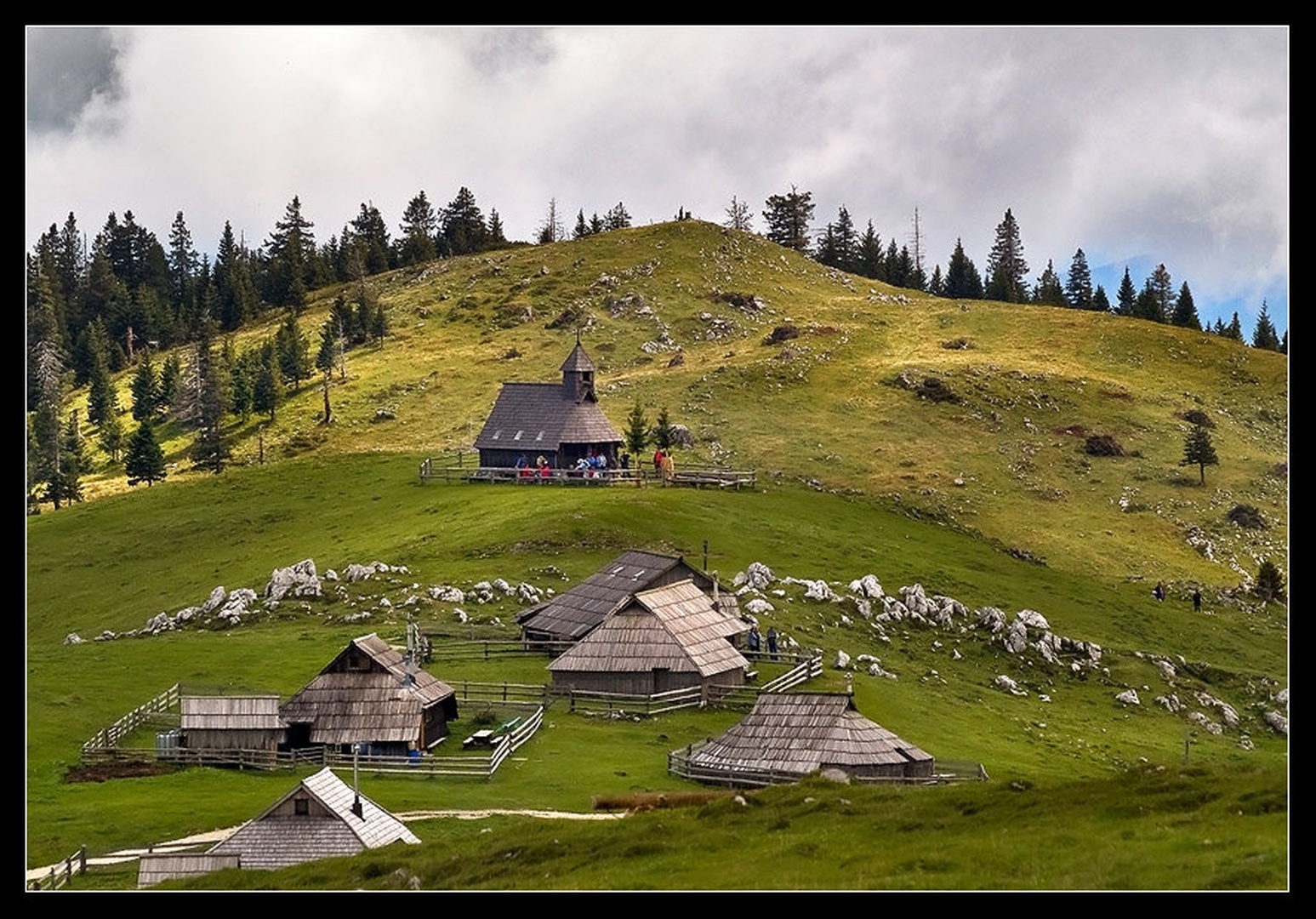 Cerkvica by Aleš Komovec