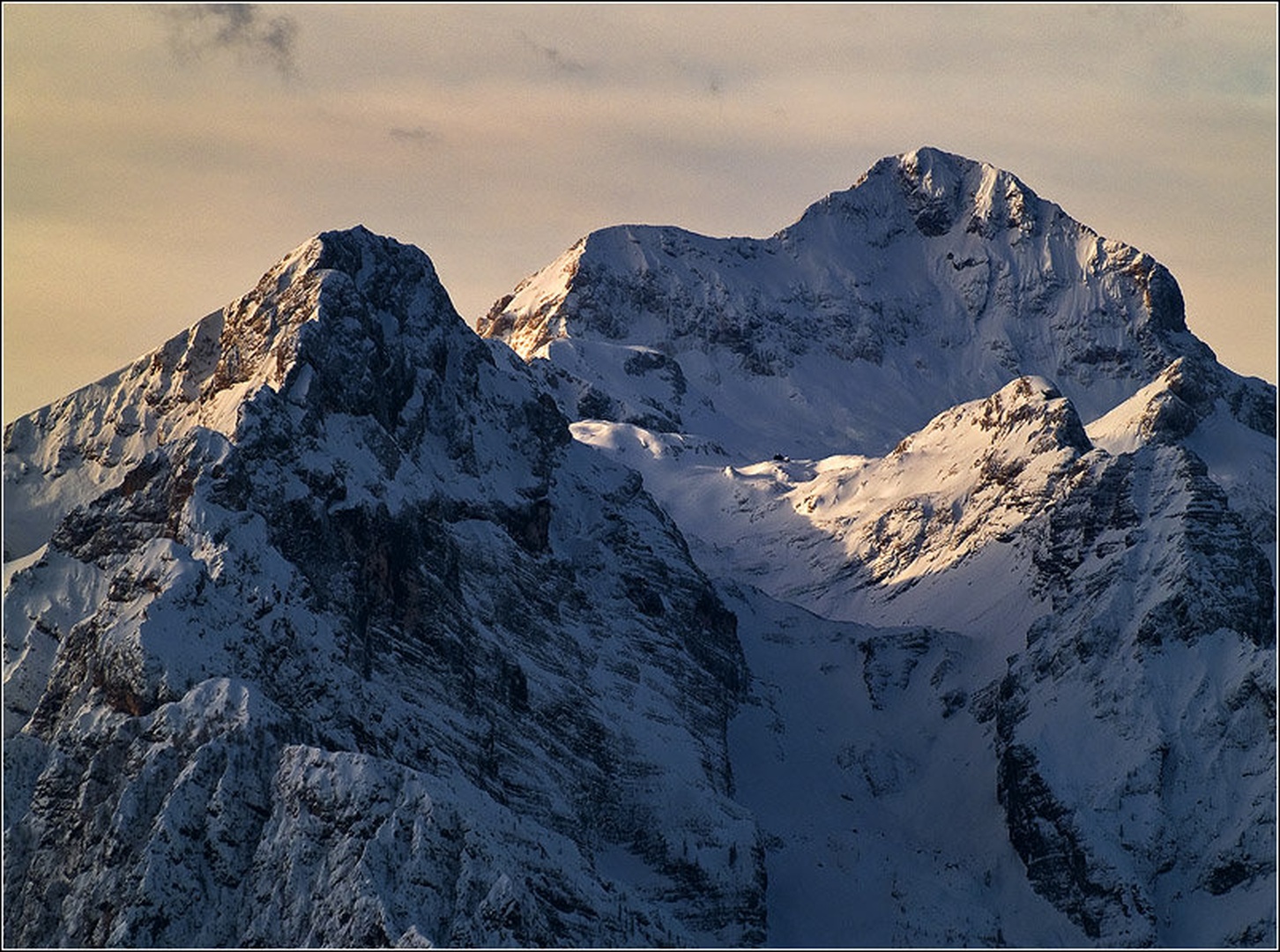 Triglav by Aleš Komovec