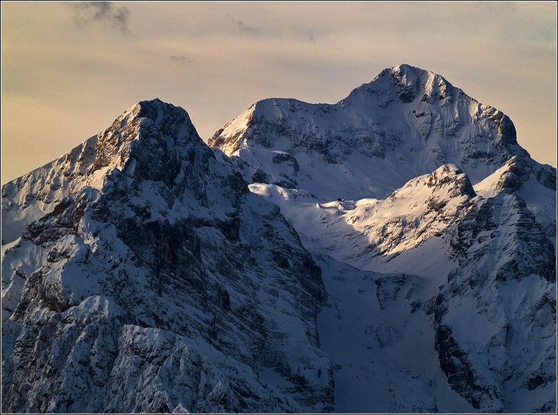 Triglav by Aleš Komovec