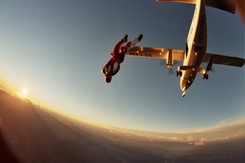 Sunset dive by Tomaž