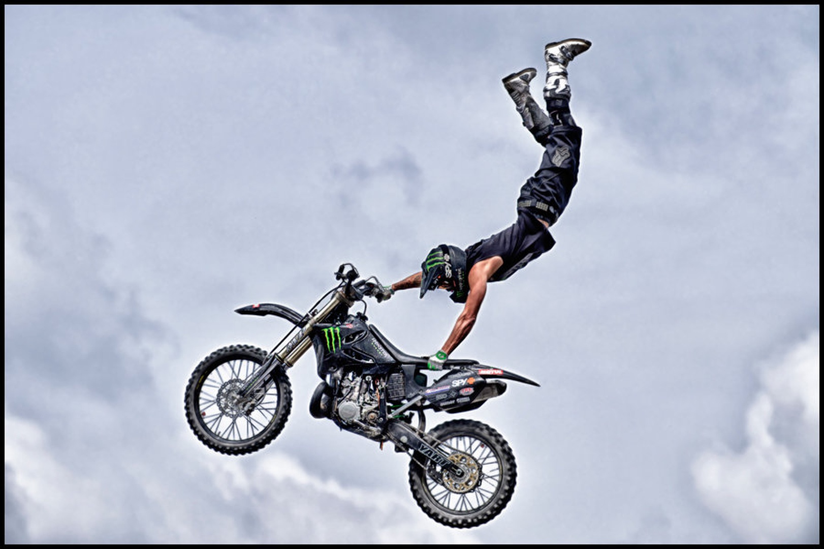 FMX akrobat.. by Saso