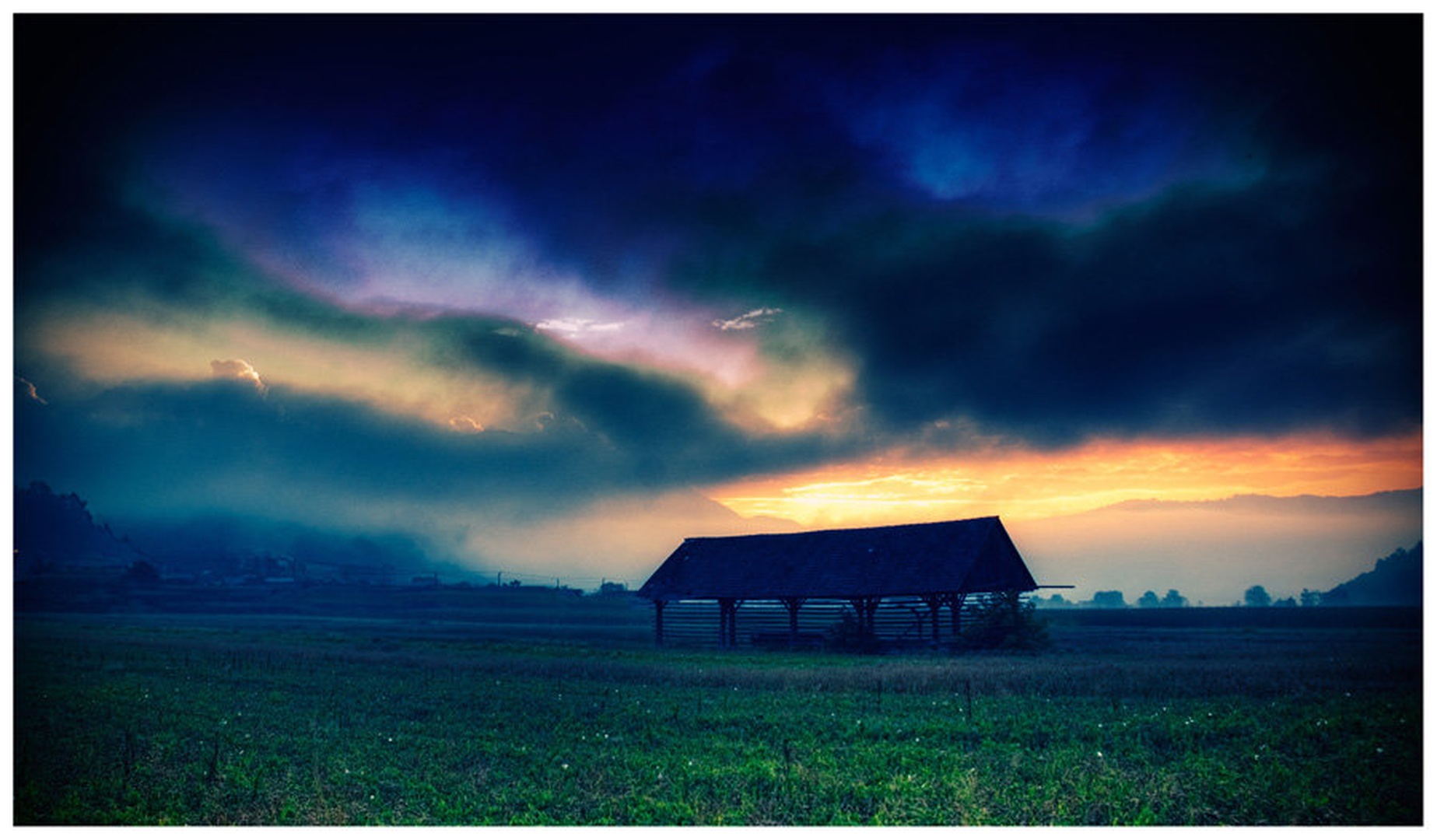 Lonley morning by Nejc Volarič
