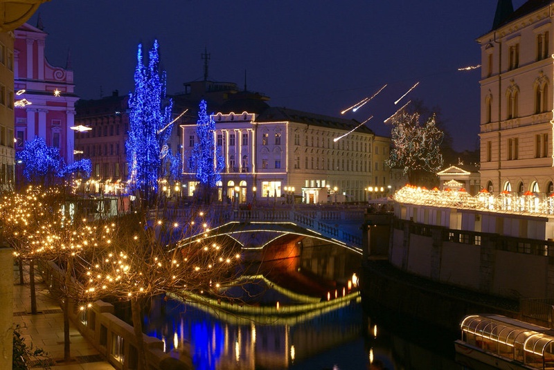 Praznična Ljubljana by Boštjan Dovečar